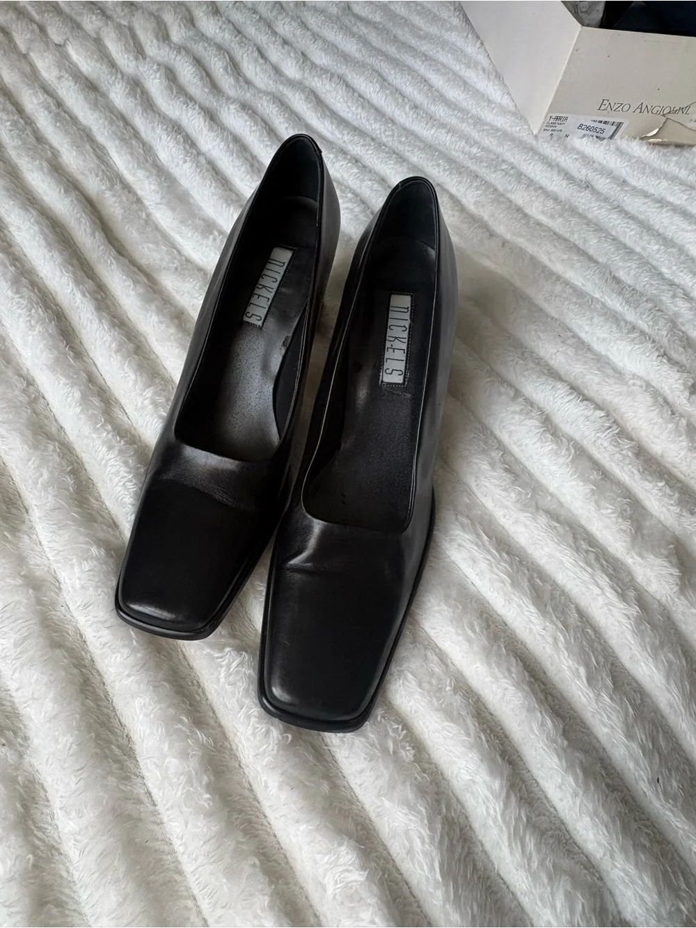 Nickels Womens Black Leather Square Toe Block Heel Pumps Size 8N Narrow